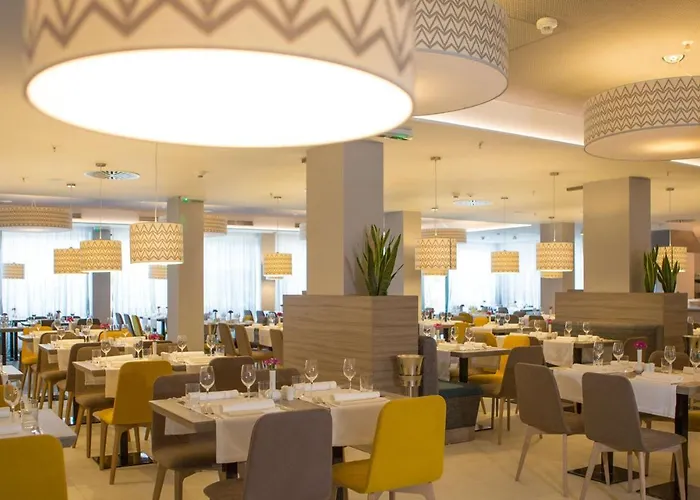 Hotel Park Plaza Arena 3*