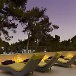 Park Plaza Arena 3* 풀라