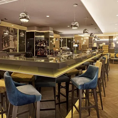 Ξενοδοχείο Park Plaza Arena 3*