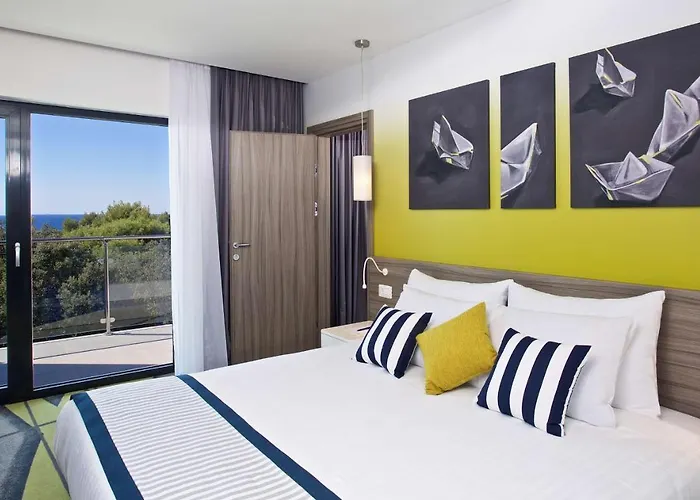 Park Plaza Arena 3* 풀라