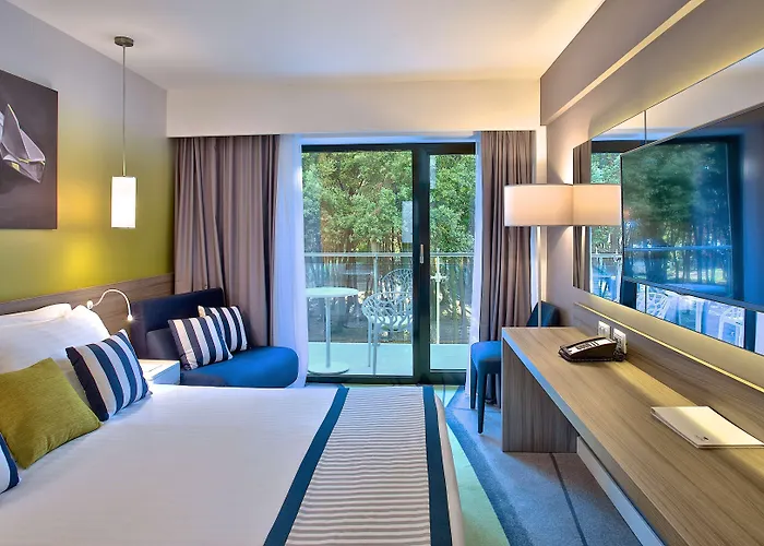 호텔 Park Plaza Arena 3*