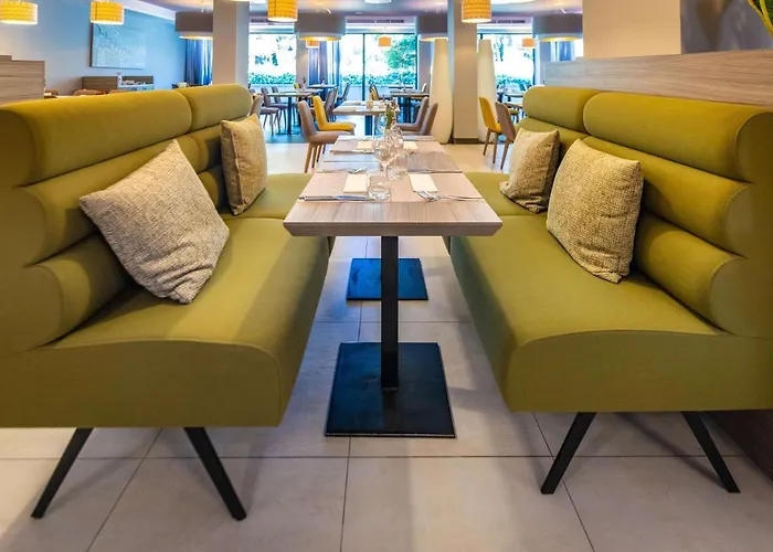 Park Plaza Arena Hotel 3*