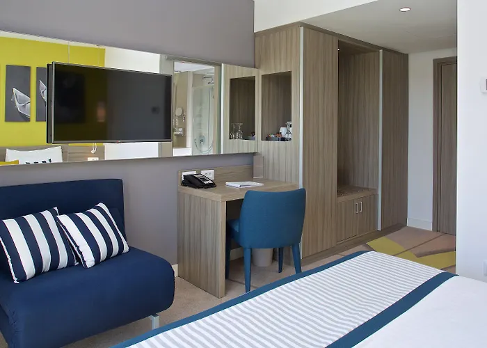 Park Plaza Arena 3* Pula